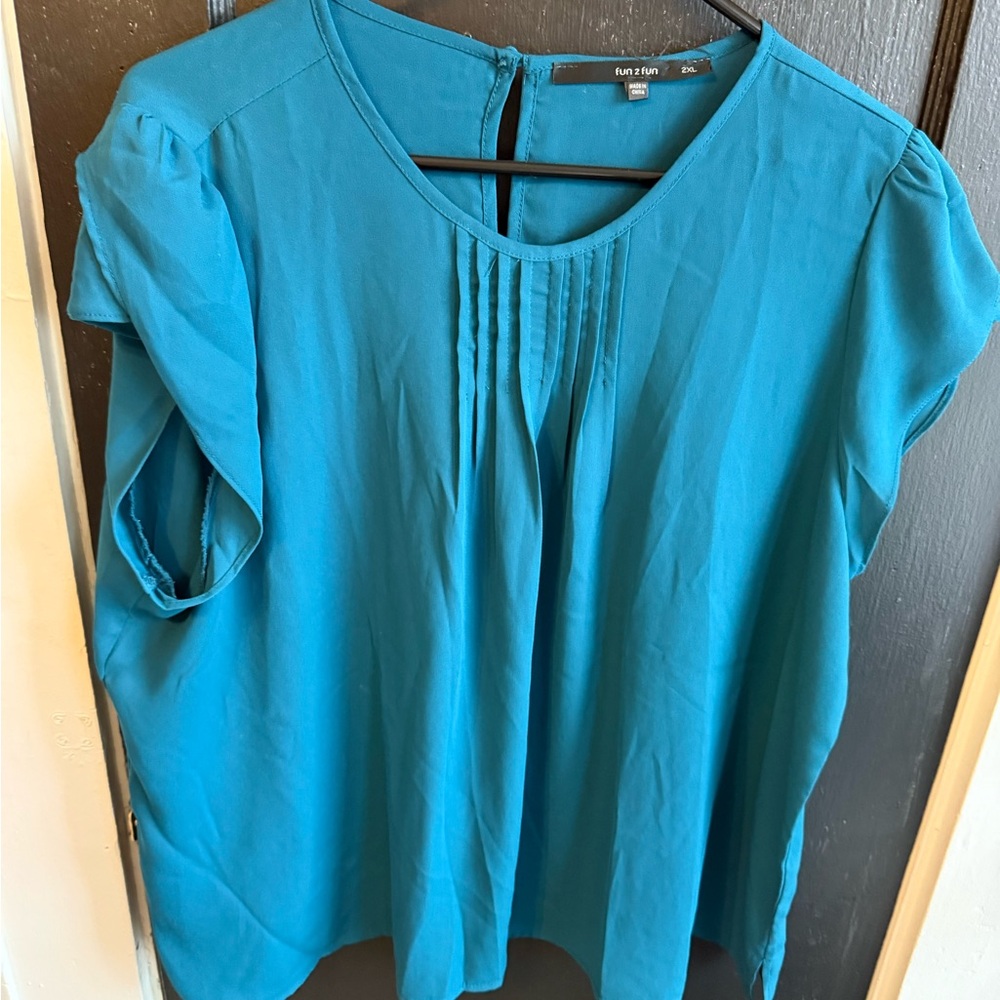 ModCloth tulip sleeve turquoise green blouse 2x